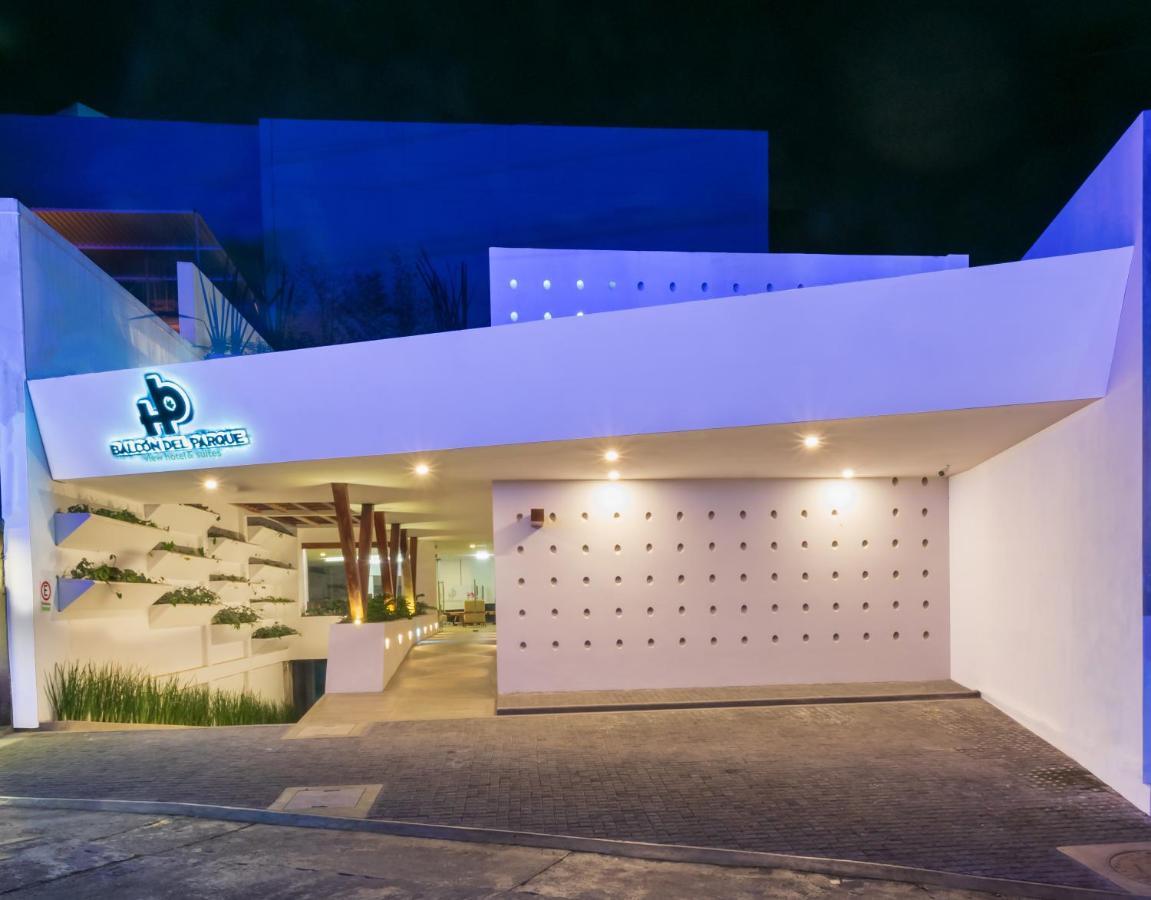 Hotel Balcon Del Parque คาลาปา ภายนอก รูปภาพ