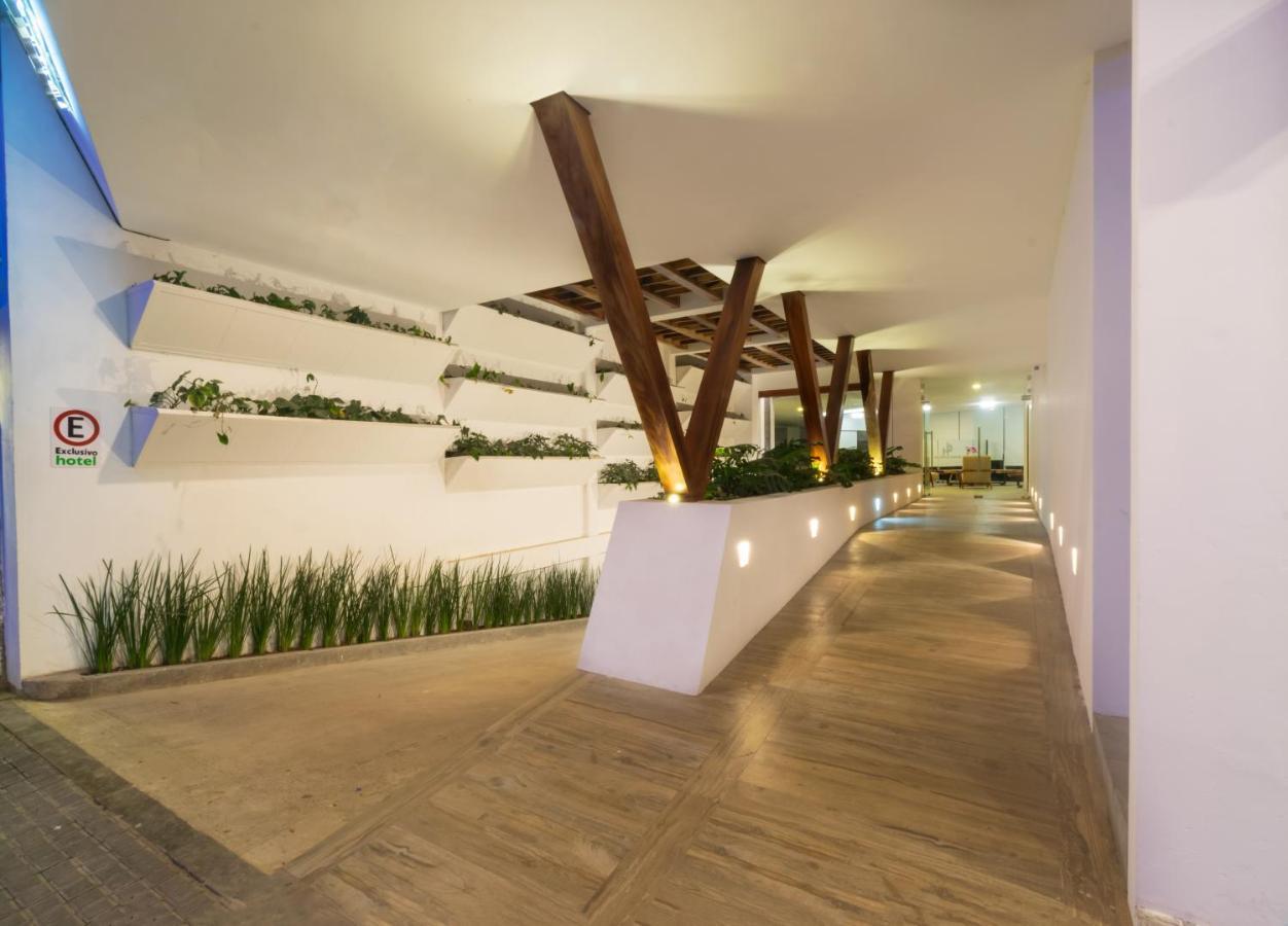 Hotel Balcon Del Parque คาลาปา ภายนอก รูปภาพ